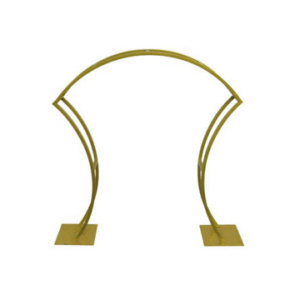 A gold centerpiece arch for holding flowers or other decorative items